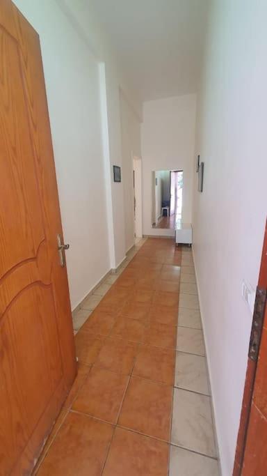 Rose'S Apartment ซารานเดอ ภายนอก รูปภาพ