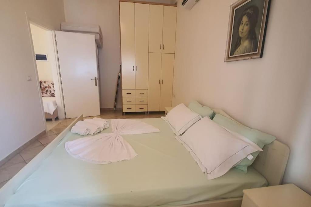 Rose'S Apartment ซารานเดอ ภายนอก รูปภาพ